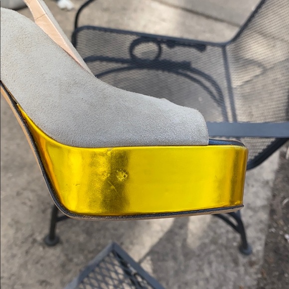 Giuseppe Zanotti suede heels size 37 1/2 - Picture 4 of 6